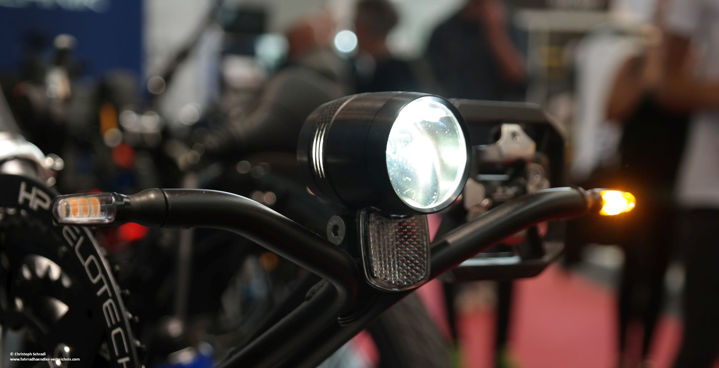 Blinker auch am E-Bike - der brandneue E-Bike Blinker von Hp-Velotechnik ermöglicht Automobile Technik am (E-)Fahrrad